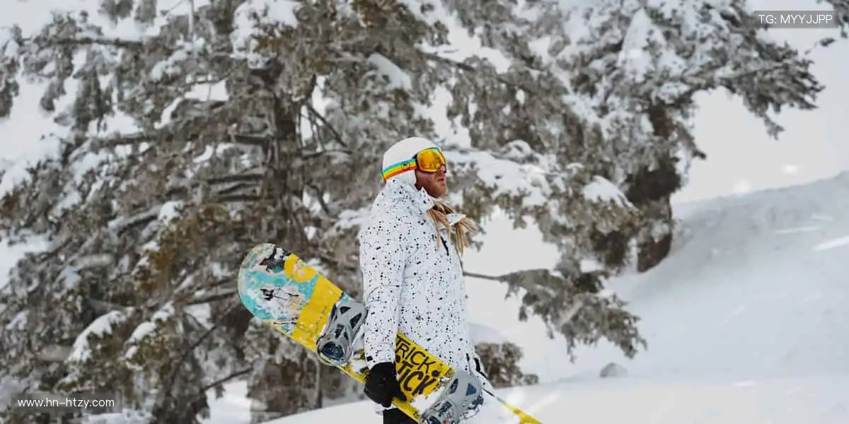 指尖掌控全球赛事，零时差感受热血沸腾！📱⚽
